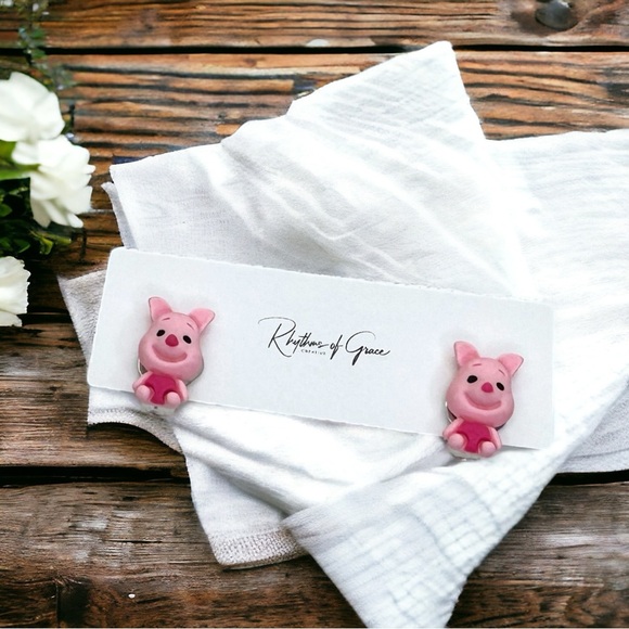 Adorable Set of 3 Winnie the Pooh Character Clip-on Earrings – Brand New! Disney - Picture 3 of 9